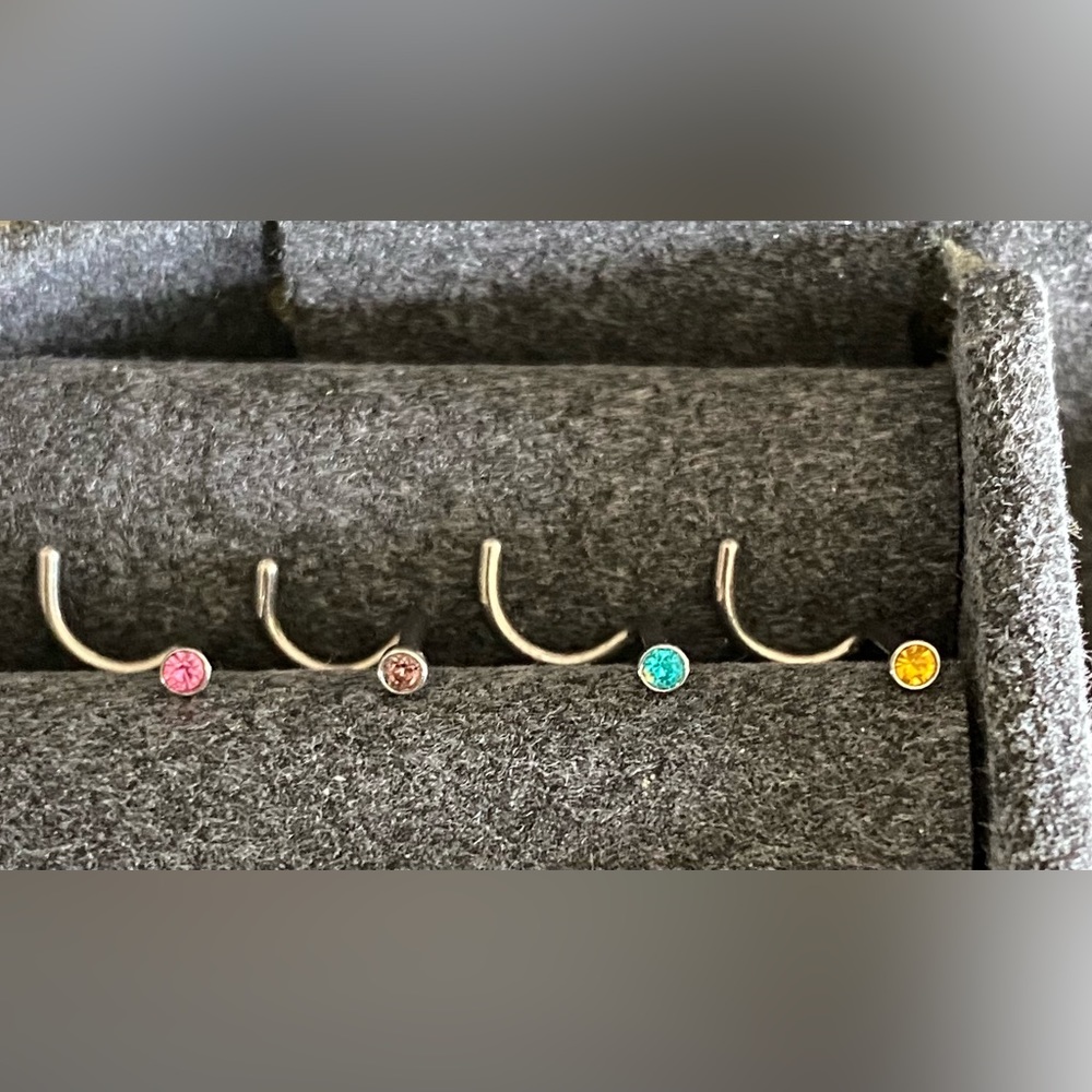 Nose Ring /Twist ins /set of 4